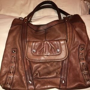 B. Makowsky handbag
